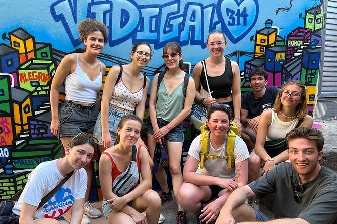 2h30 circuit in the Vidigal Favela - Stop 1: Morro Dois Irmãos Hike and the Rio View Check