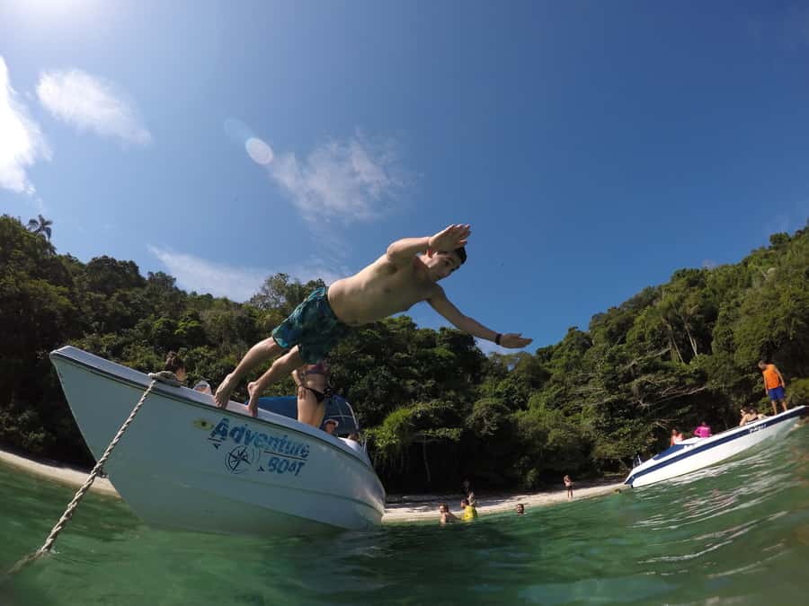 Angra dos Reis and Ilha Grande: Small-Group Fast-Boat Tour - Should you book the Angra dos Reis and Ilha Grande fast-boat tour?