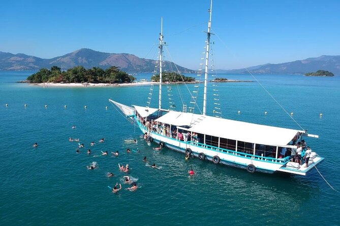 Angra dos Reis Boat Tour with Lunch - Cruising from Santa Luzia: the core 5-hour experience