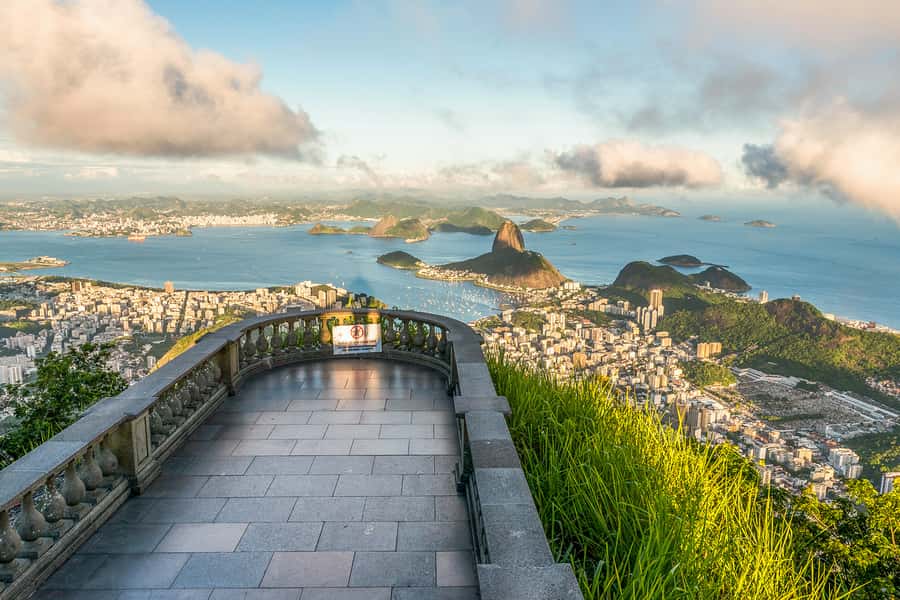 Christ the Redeemer Entry Ticket by Corcovado Train - Picking seats for the best Rio skyline shots
