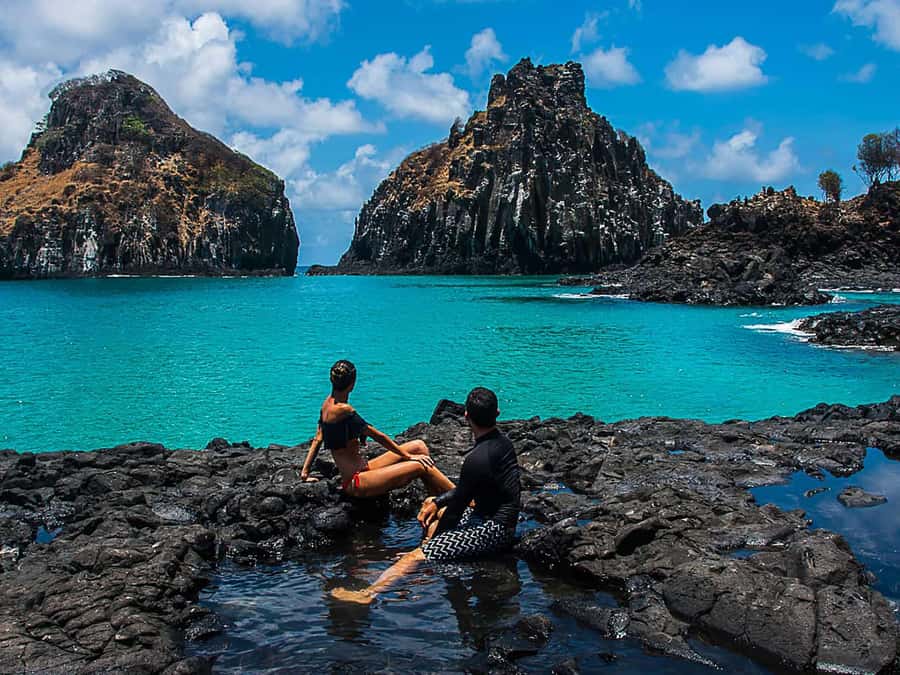 Explore Fernando de Noronha: 7-Hour Ilhatour - Baía do Sueste: clear-water time and turtle chances