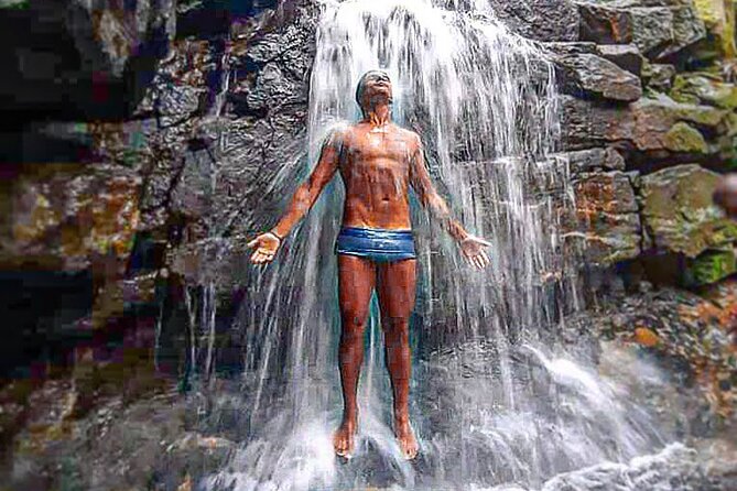 Garganta do Céu and Waterfall hike in Pedra da Gávea - Getting from Tijuca forest to the big viewpoints