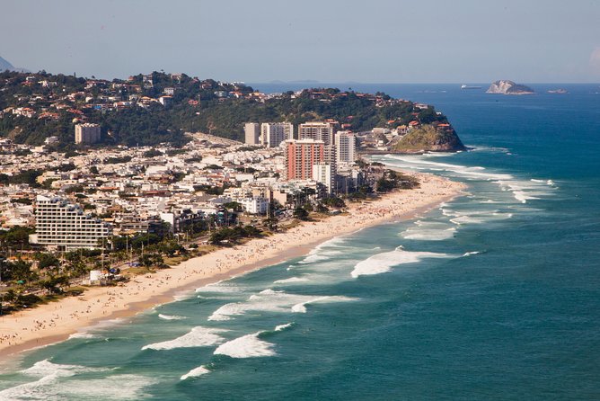 Helicopter Ride in Rio de Janeiro - 30 Minutes by Comandante Nobre - Safety Rules, Photo Restrictions, and the Pre-Flight Briefing