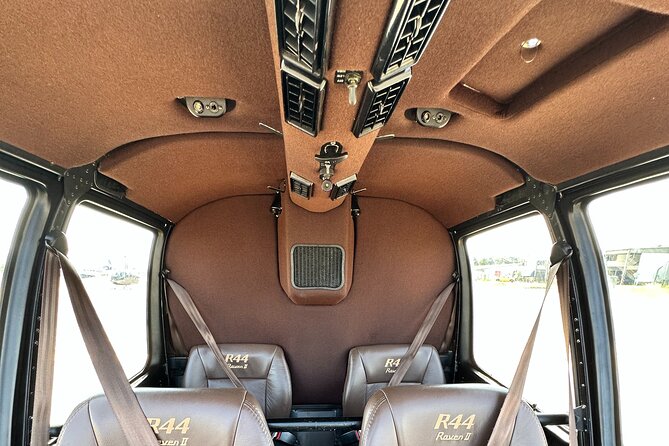 Helicopter Ride in Rio de Janeiro - 30 Minutes by Comandante Nobre - Pilot Communication: You’ll Get the Views First
