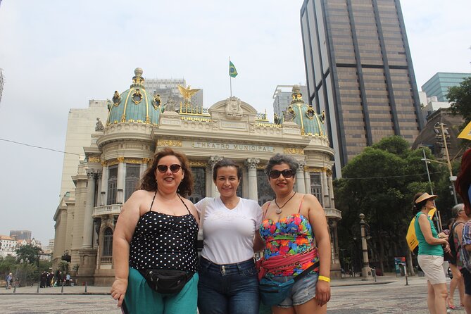 Learn the History of Rio with an Unforgettable City Center Walking Tour - Cinelandia: Movie-Era Buildings and Big City Ambitions