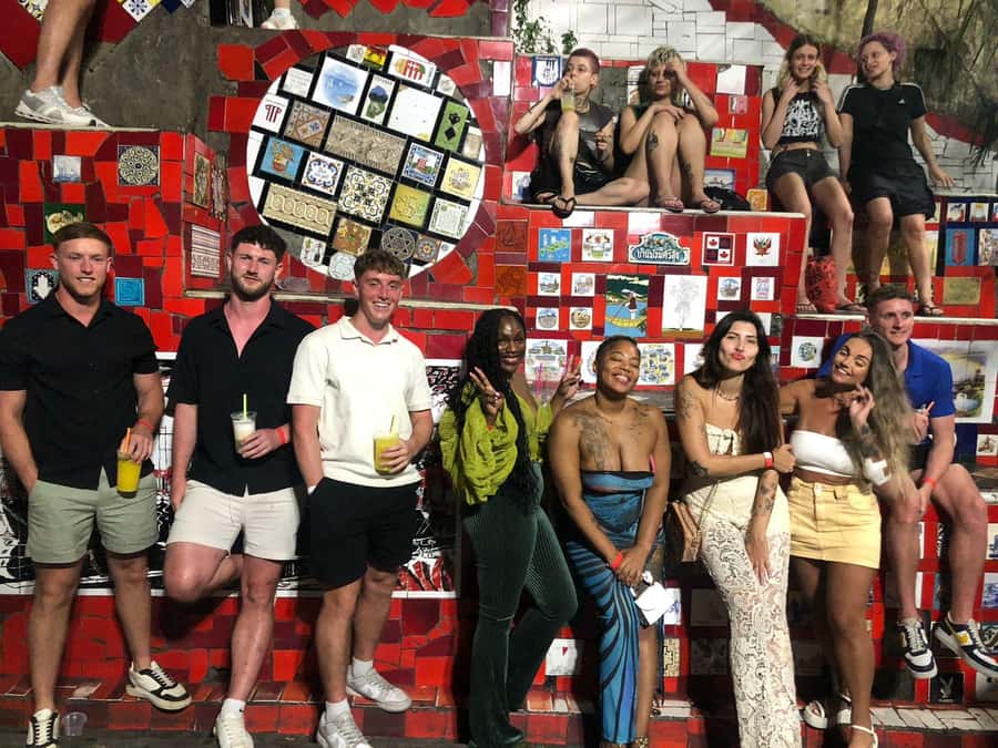 More than a Pub Crawl: An Authentic Night Experience in Rio - The guide effect: language mix, group bonding, and feeling safe