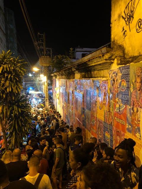 Pedra do Sal: Live Samba Night with Local Guide & Drink - Drinks and street-food tips: how to add value without overpaying
