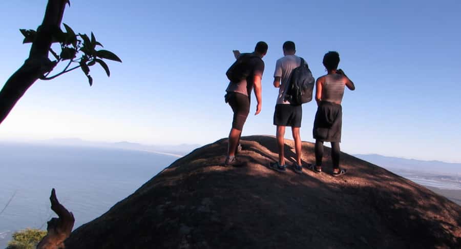 Pedra do Telégrafo Hike and Beach Full-Day Tour - After the hike: Grumari or Prainha beach time (and how to handle food)
