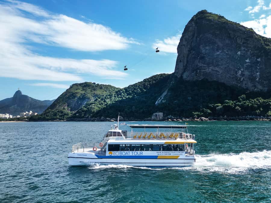 Rio: Boat Tour of Guanabara Bay - From Museum of Tomorrow to Niterói: the outbound route in plain sight