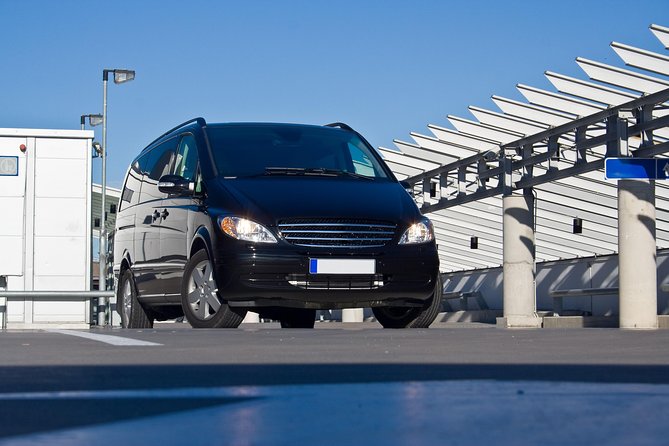 Rio de Janeiro Airport Roundtrip Private Transfer - From Airport to Hotel, Without the First-Day Frenzy