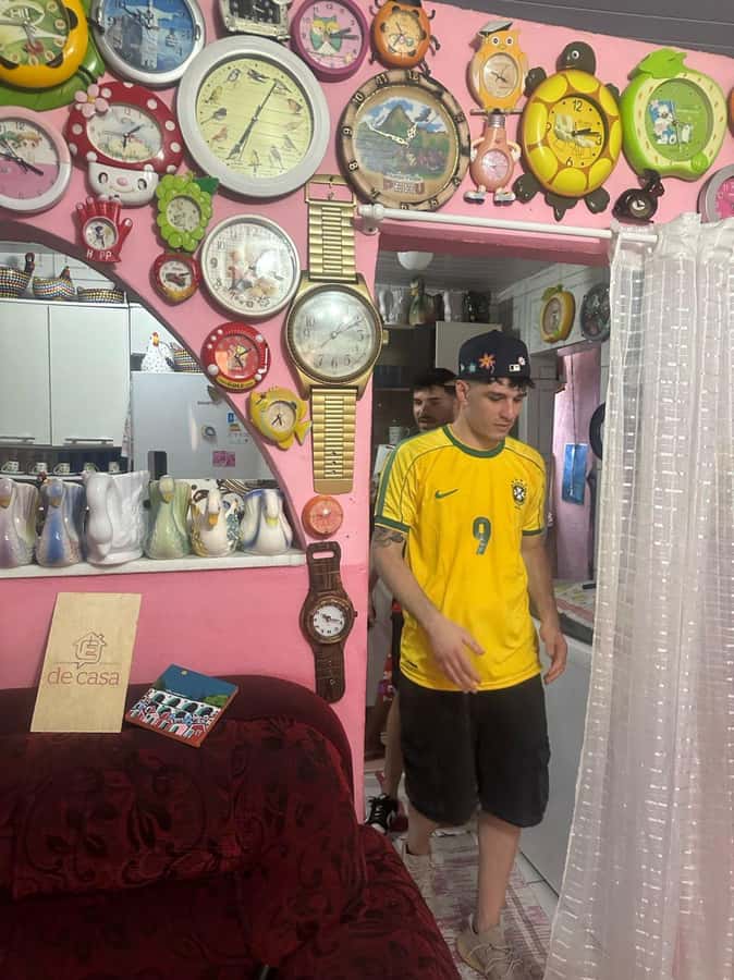 Rio de Janeiro: Favela Santa Marta Top Tour with Local Guide - Samba in Santa Marta: listen first, join if you’re invited