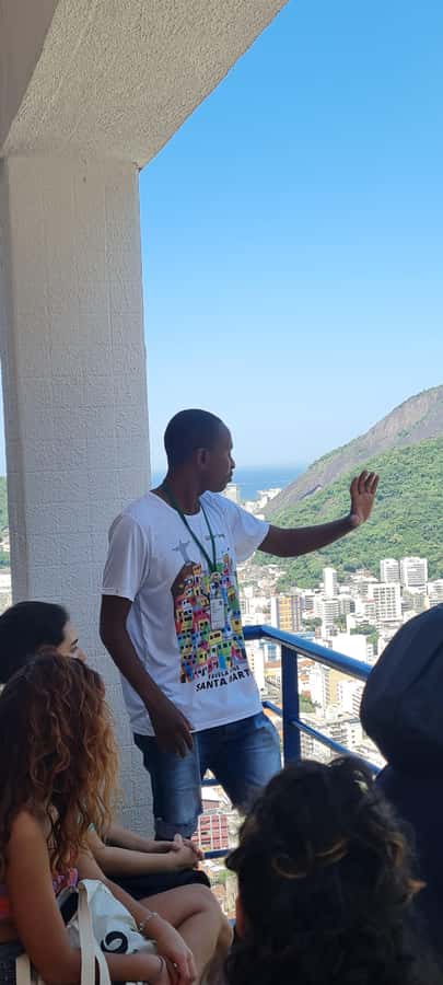 Rio de Janeiro: Favela Santa Marta Tour with Resident Guide - A local restaurant break (and why it’s part of the value)