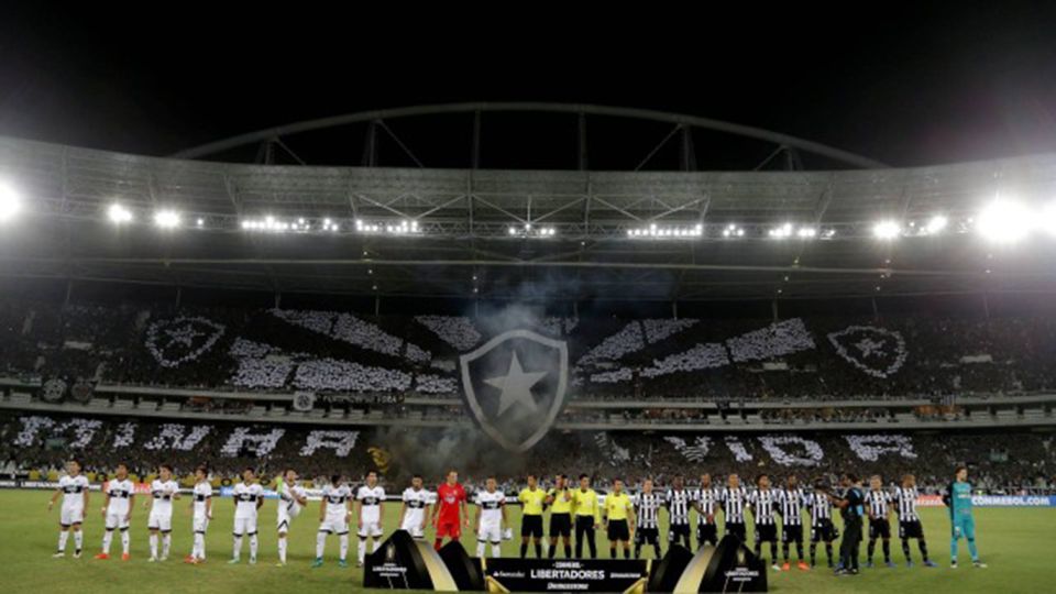 Rio de Janeiro: Football Game Ticket with Guide and a Drink - Should you book this Rio football game ticket tour?