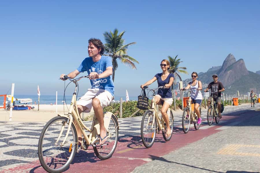Rio de Janeiro: Guided Bike Tours in Small Groups - Cinelândia and the old center: the city’s power and pageantry