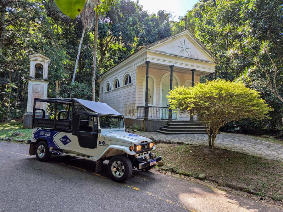 Rio de Janeiro: Guided Jeep Tour through Tijuca Rainforest - The drive through Tijuca: stops that teach you how to look