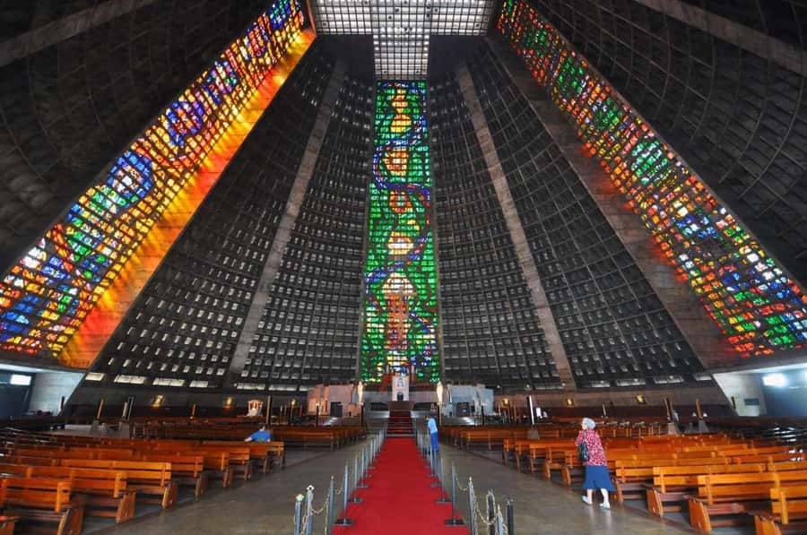 Rio de Janeiro: Half-Day Christ the Redeemer and City Tour - Guides, languages, and the rhythm of a small-group day