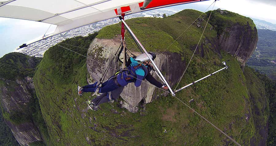 Rio de Janeiro: Hang Gliding or Paragliding Flight - The aerial route: coast, islands, Rocinha, Pedra da Gávea, Dois Irmãos