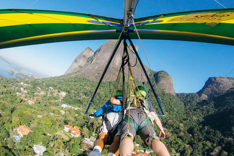 Rio de Janeiro: Hang Gliding Tandem Flight - Landing at São Conrado: The Moment Everything Clicks