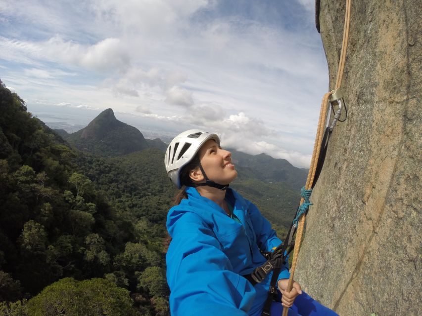 Rio de Janeiro: Hiking and Rappelling at Tijuca Forest - Starting point at Praça Afonso Viseu: start early in your head