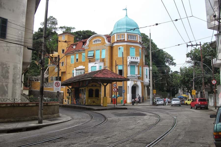 Rio de Janeiro: Historic Rio and Santa Teresa Half-Day Tour - Guanabara Bay views: Santa Teresa Hill to Parque das Ruínas