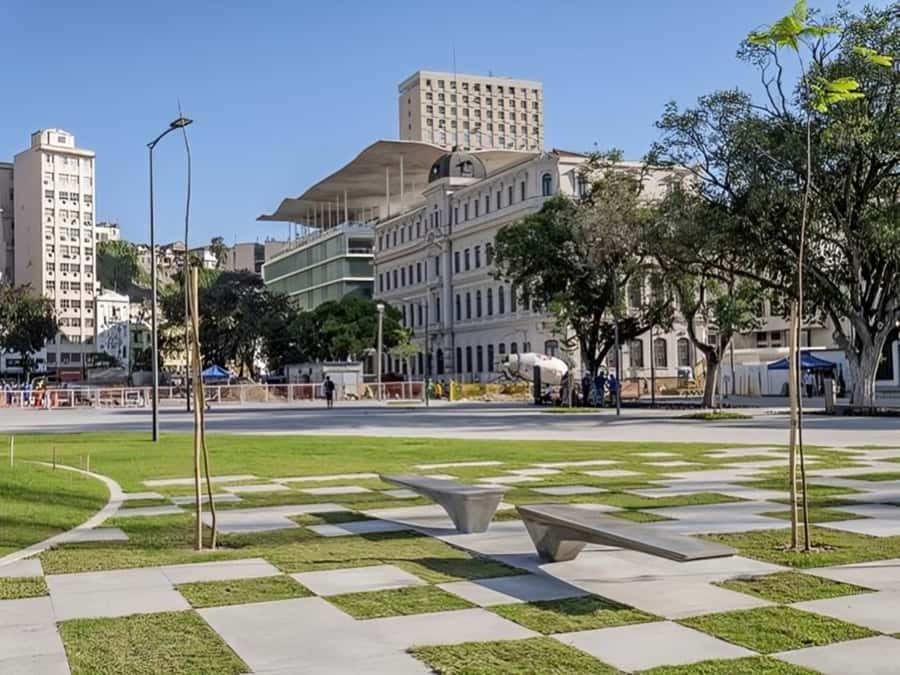 Rio de Janeiro : Must-See Sites Walking Tour With A Guide - Key Things I’d Prioritize on This Rio Centro Walk