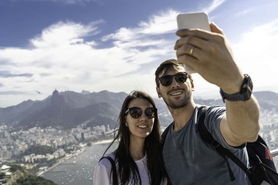Rio de Janeiro: Rio's Icons Guided Tour with Tickets & Lunch - Pickup in South and Downtown: The Part You Should Plan For