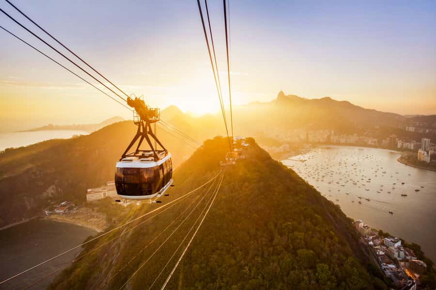 Rio de Janeiro: Sugarloaf Cable Car Official Ticket - What You See From the Summit: Ocean, Coastline, and Guanabara Bay