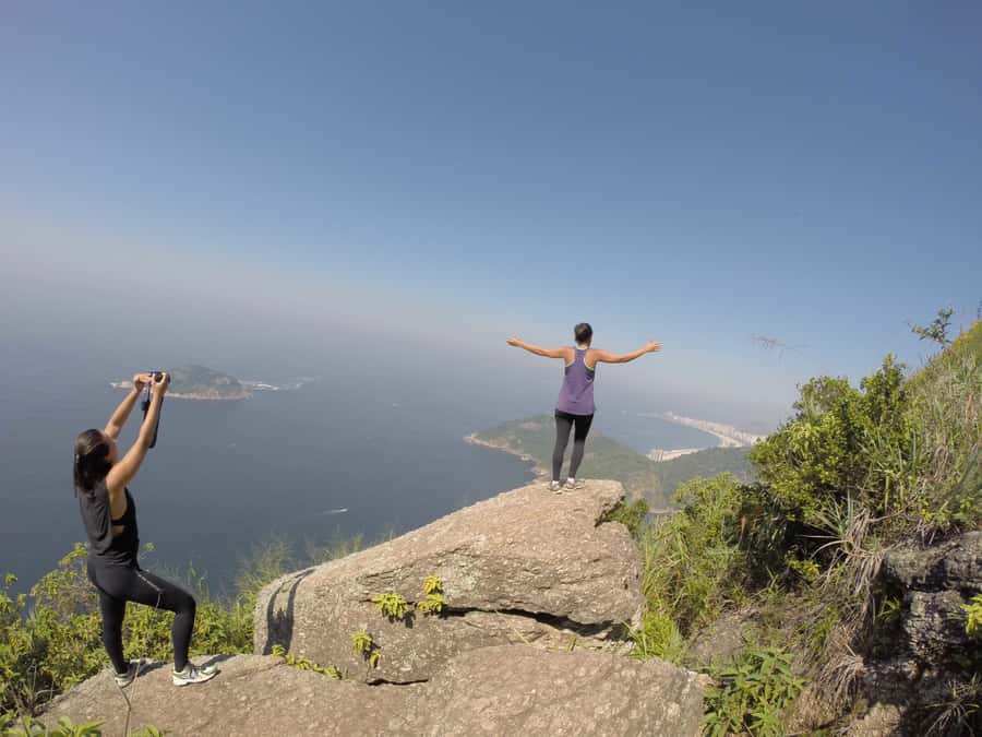 Rio de Janeiro: Sugarloaf Mountain Hike and Climb - The 20-meter vertical wall: basic climbing, real technique