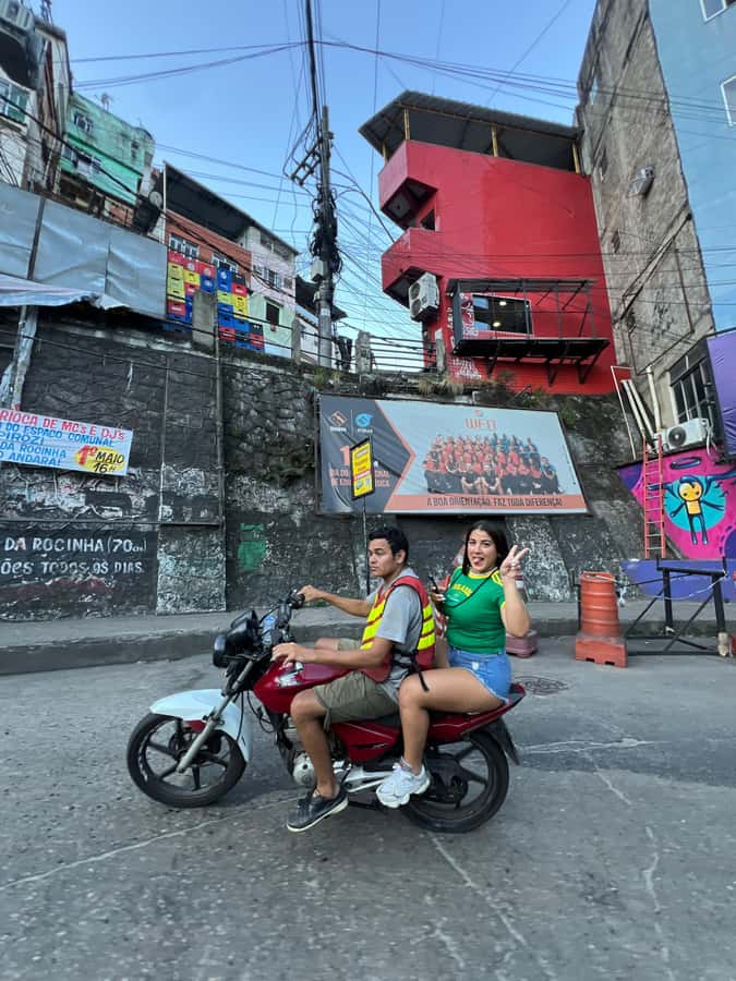 Rio: Favela Rocinha Tour with Local Guide & Secret Spots - What to bring (and what to stop stressing about)