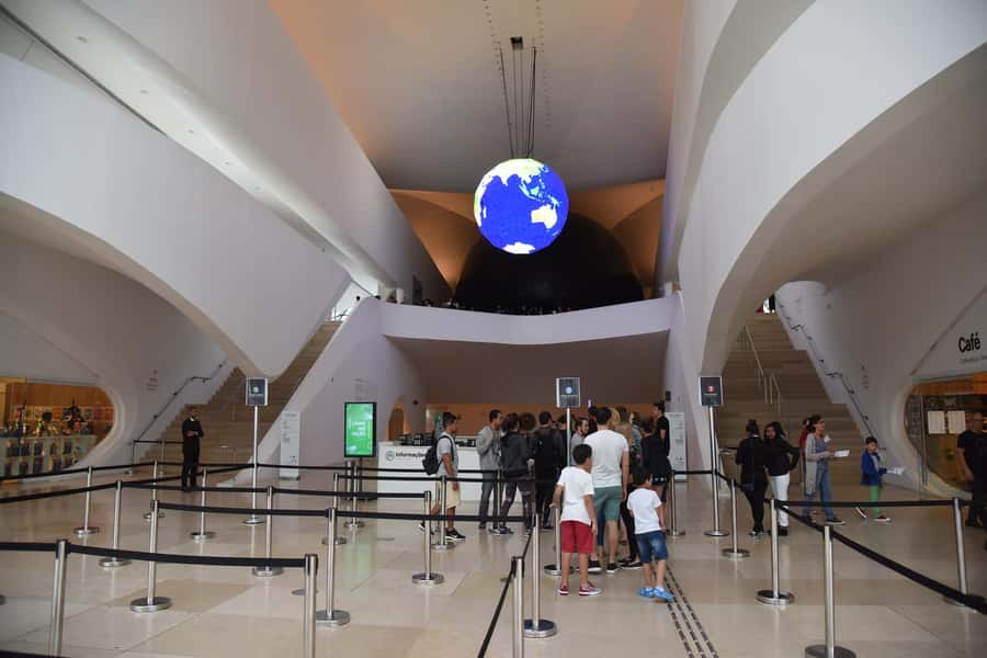 Rio: Olympic Boulevard, AquaRio and Museum of Tomorrow Tour - Should you book the Rio: Olympic Boulevard, AquaRio and Museum of Tomorrow tour?
