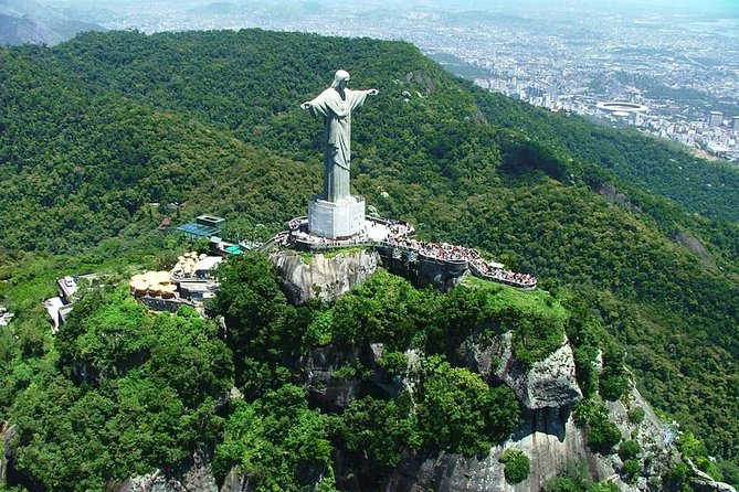 Two of Rio's Best: Christ the Redeemer & Sugarloaf Mountain Half-Day Tour - Two landmarks, one tightly timed day